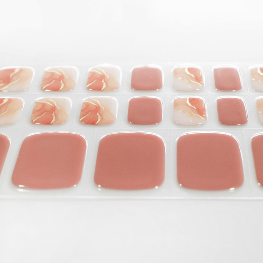 ネイル ジェルネイルシール ジェルネイル セルフネイル
フットネイル ペディキュア サマーネイル 夏 水に強い 立体感 デザインネイル
コーラルカラー ニュアンスデザイン 滲みカラー ナチュラル 華やか