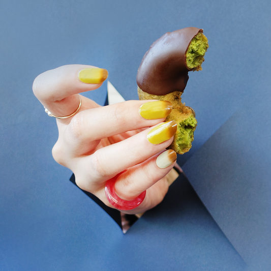 ネイル ジェルネイルシール ジェルネイル セルフネイル
温度 色変 シンプル 遊び心 魔法
カジュアルコーデ ポップ 個性的 ブラウン チョコミント ピスタチオ