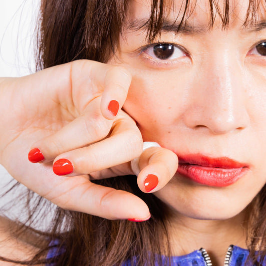 ネイル ジェルネイルシール ジェルネイル セルフネイル
シンプル ワンカラーネイル 存在感 推し色 ラッキーカラー アレンジ
ビビッド 赤 レッド 特別な日 勝負の日