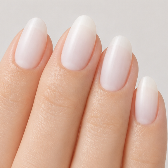 WHITE ホワイト
