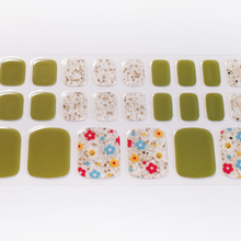 画像をギャラリービューアに読み込む, &quot;ネイル　ジェルネイルシール　ジェルネイル　セルフネイル
フットネイル　ペディキュア　サマーネイル　夏　水に強い　立体感　デザインネイル
オリーブグリーン　緑　シルバーラメ　グリッター　花柄　カラフル　レトロ&quot;
