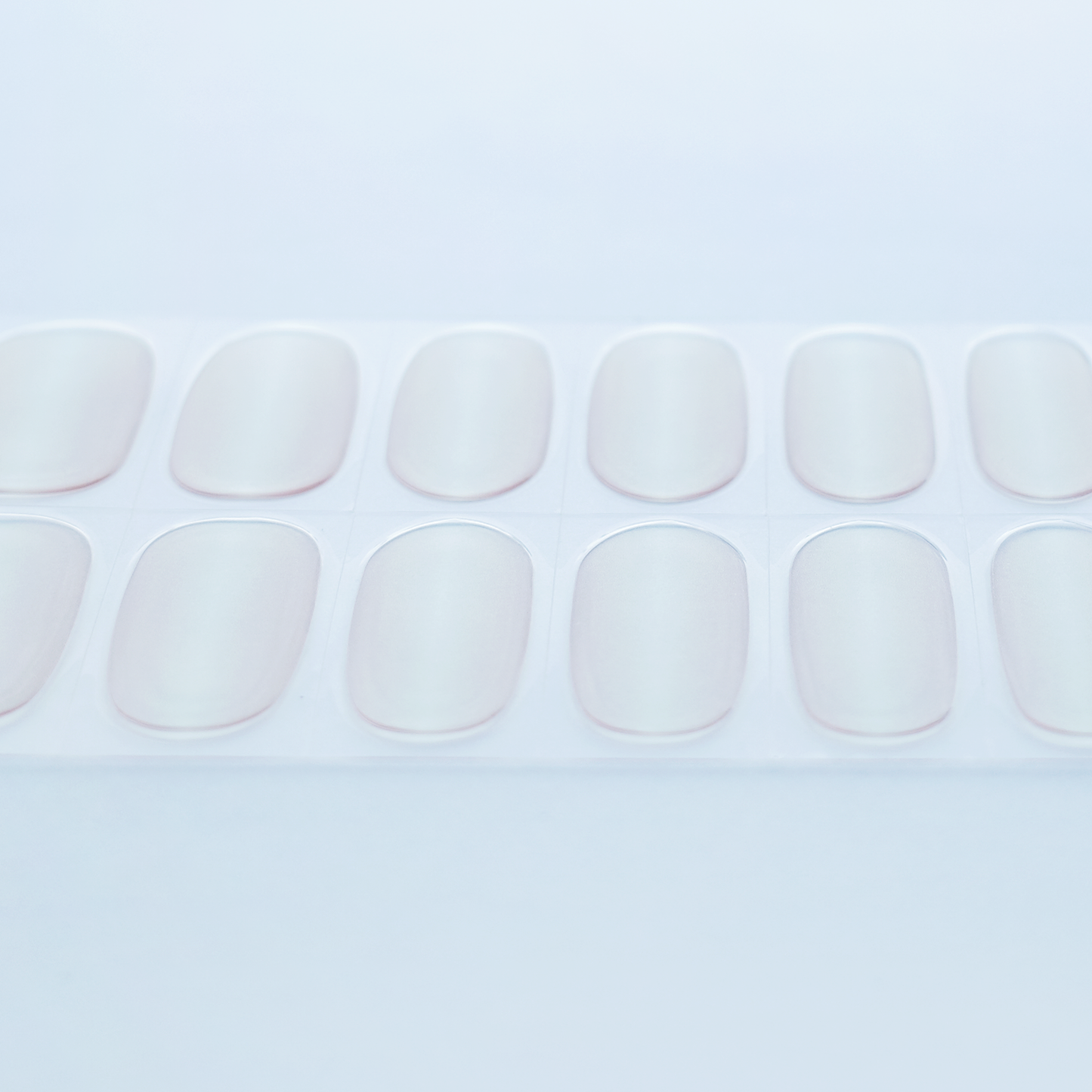 ネイル　ジェルネイルシール　ジェルネイル　セルフネイル
ツヤ　ナチュラル　ヘルシー　美爪ネイル　清楚　上品
血色感 ピンク オフィスネイル デートネイル