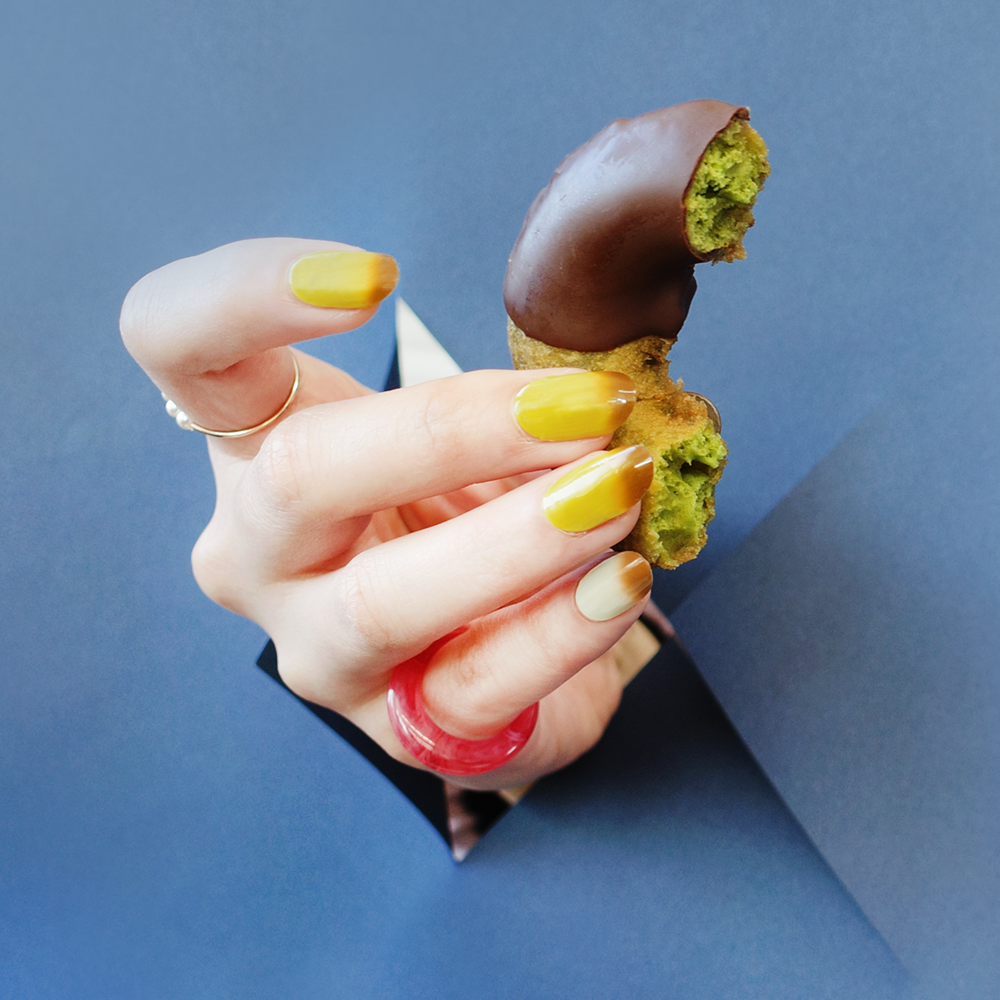 ネイル　ジェルネイルシール　ジェルネイル　セルフネイル
温度　色変　シンプル　遊び心　魔法
カジュアルコーデ　ポップ　個性的　ブラウン　チョコミント　ピスタチオ