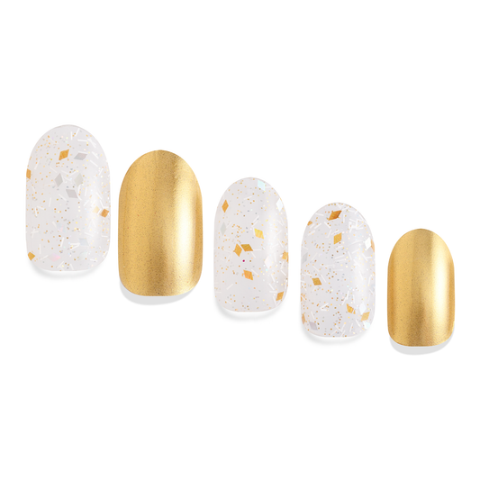 ネイル　ジェルネイルシール　ジェルネイル　セルフネイル
パーティーネイル　ミラーネイル　グリッター　ラメ
主役級　金　ゴールド　アクセント