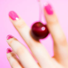 画像をギャラリービューアに読み込む, ネイル　ジェルネイルシール　ジェルネイル　セルフネイル
シンプル　ワンカラーネイル　存在感　推し色　ラッキーカラー　アレンジ
幸福感　ピンク　愛らしい　華やか　デートネイル
