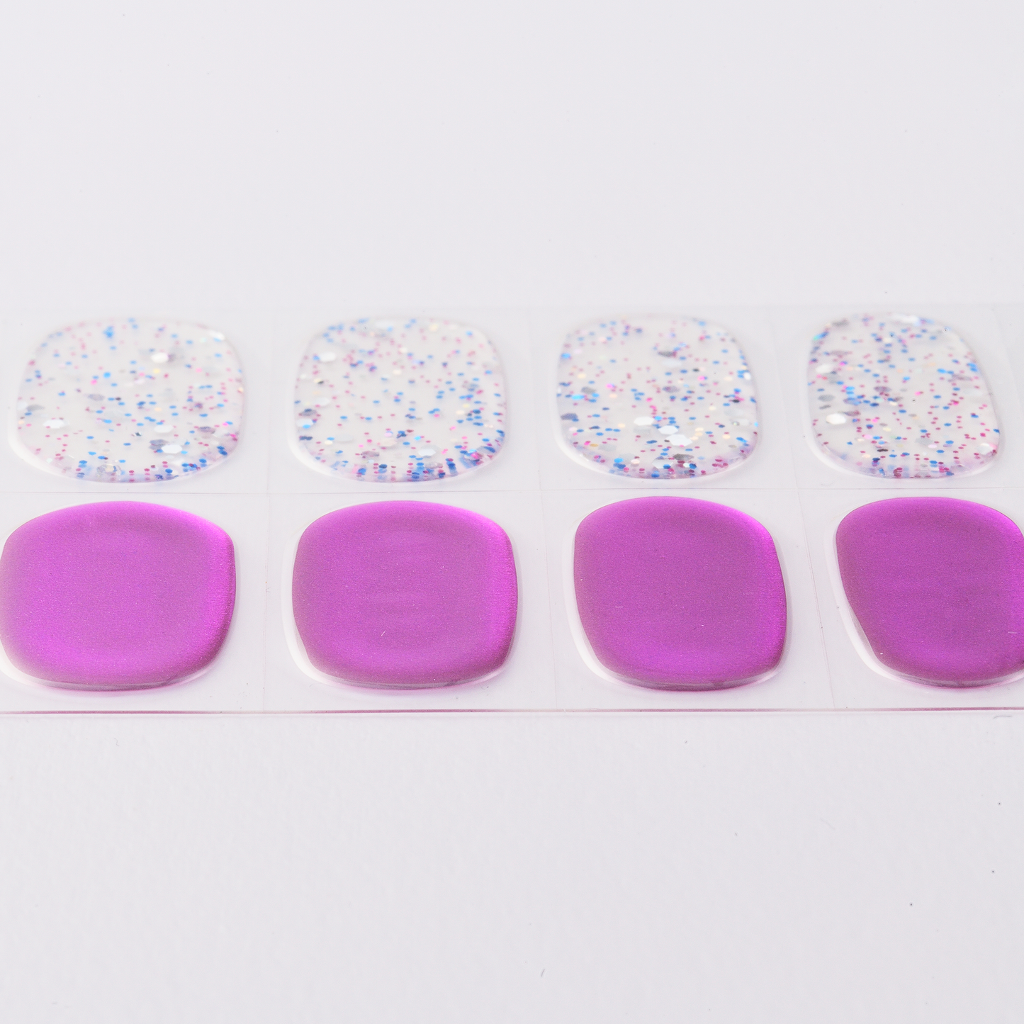 ネイル　ジェルネイルシール　ジェルネイル　セルフネイル
パーティーネイル　ミラーネイル　グリッター　ラメ
大人かわいい　華やか　紫