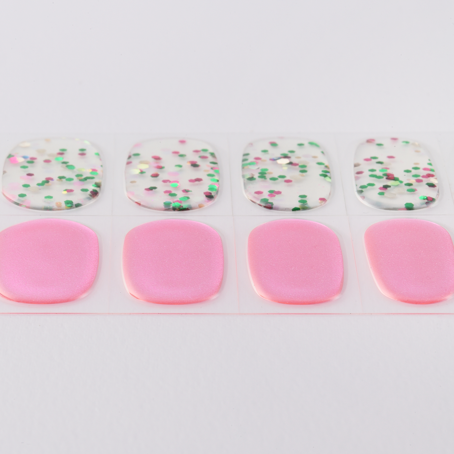 ネイル　ジェルネイルシール　ジェルネイル　セルフネイル
パーティーネイル　ミラーネイル　グリッター　ラメ
甘い　大人　トレンド　ピンク　デート　女子会