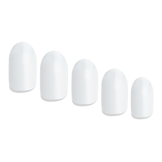 ネイル　ジェルネイルシール　ジェルネイル　セルフネイル
シンプル　ワンカラーネイル　存在感　推し色　ラッキーカラー　アレンジ
清潔感　軽やか　純白　ホワイト