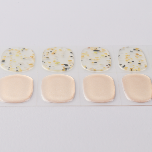 ネイル　ジェルネイルシール　ジェルネイル　セルフネイル
パーティーネイル　ミラーネイル　グリッター　ラメ
ゴージャス　洗練　シャンパン　ゴールド　金